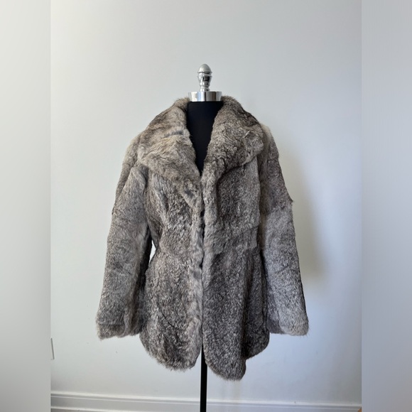 Rabbit Fur - Picture 2 of 5